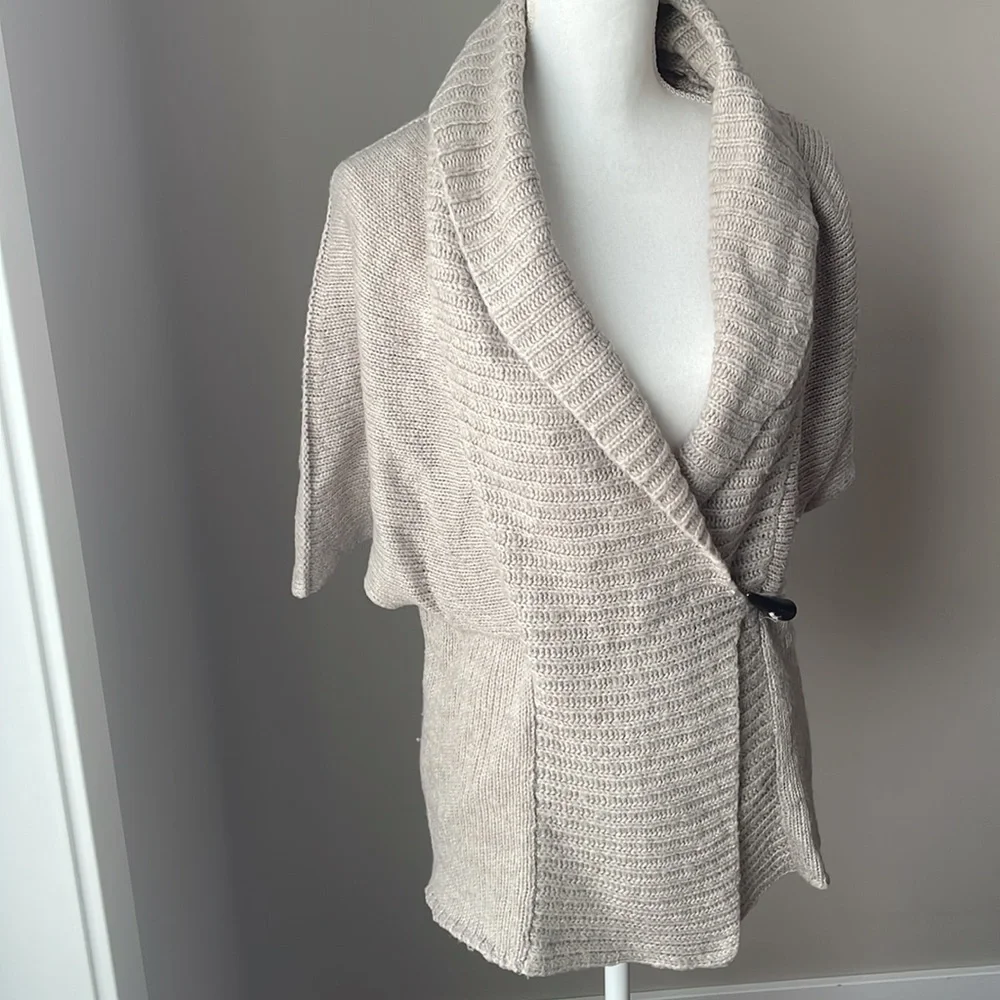 Smart Set Cardigan - Picture 2 of 12